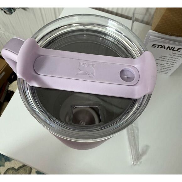 Stanley 40oz The Quencher H2.0 Flowstate™ Tumbler Lilac - Picture 4 of 9